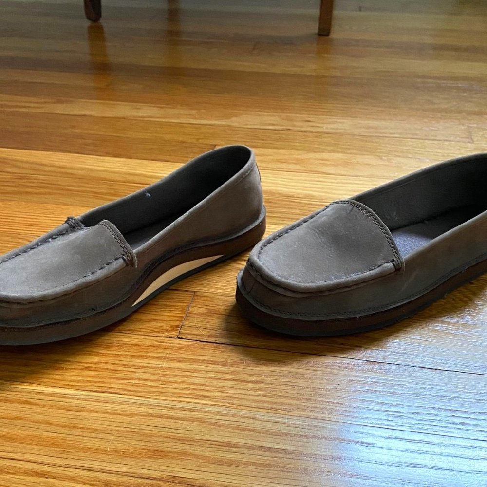 Rainbow(R) W Comfort Classics - Premier Leather Slip On Loafer - Sz 8